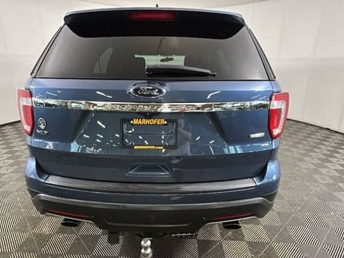 Used 2018 Ford Explorer XLT AWD/4WD image 3