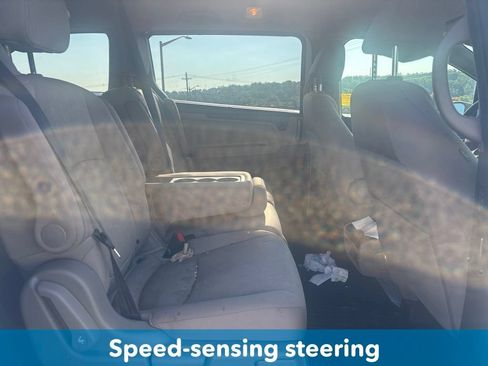 Used 2022 Honda Odyssey EX image 18