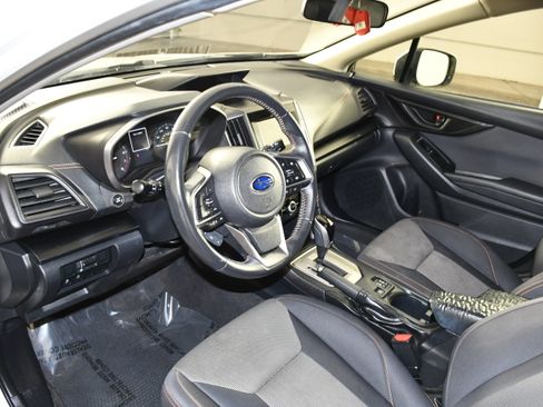 Used 2022 Subaru Crosstrek 2.0i Premium AWD/4WD image 2