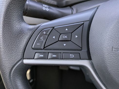 Used 2022 Nissan Sentra S image 17