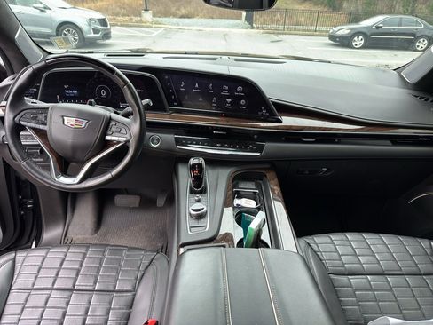 Certified 2021 Cadillac Escalade Sport Platinum image 7