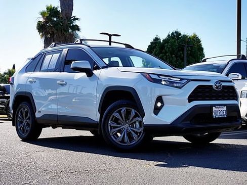 Used 2025 Toyota RAV4 XLE Premium w/ Weather Package AWD/4WD image 2