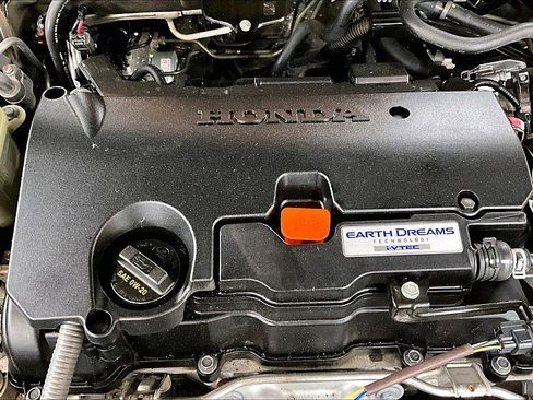 Used 2020 Honda Civic Sport image 29