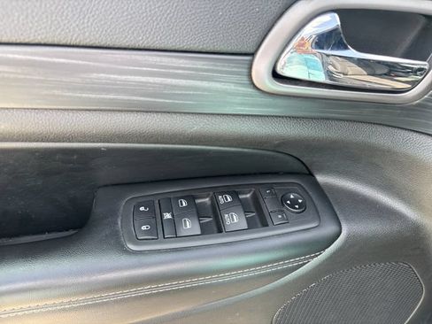 Used 2021 Jeep Grand Cherokee Freedom Edition RWD image 27