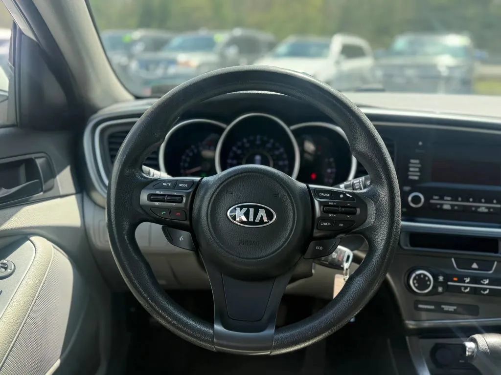 Used 2015 Kia Optima LX w/ LX Convenience Package FWD image 15