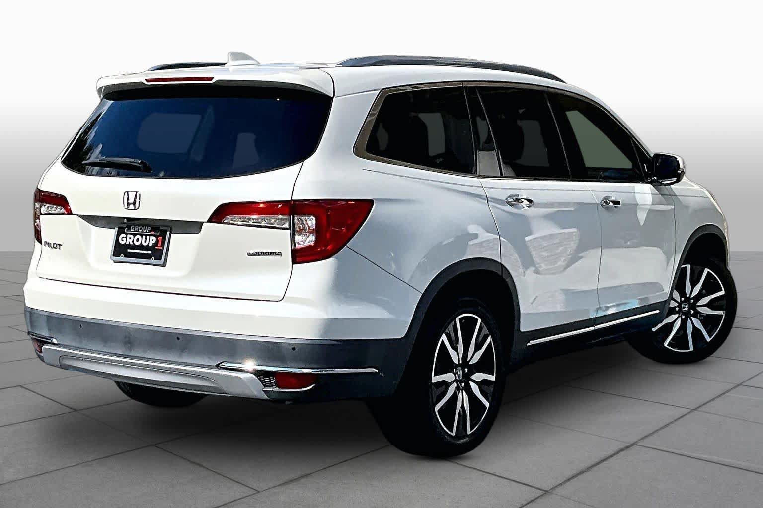 Used 2019 Honda Pilot Touring image 13