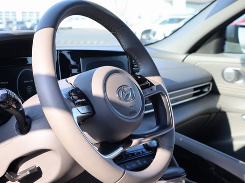 Used 2021 Hyundai Elantra SEL w/ Convenience Package image 25