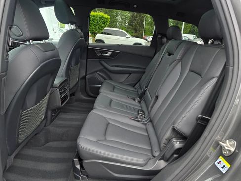 Used 2023 Audi Q7 3.0T Premium Plus AWD/4WD image 16