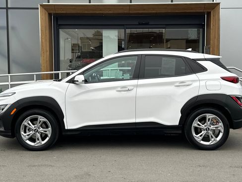 Used 2023 Hyundai Kona SEL image 5