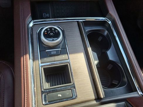 Used 2024 Ford Expedition Max Limited image 16