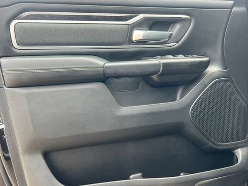 Used 2022 RAM 1500 Big Horn AWD/4WD image 17