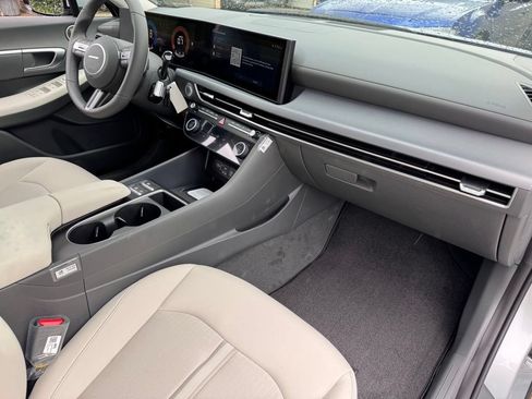 New 2026 Hyundai Sonata SEL FWD image 16