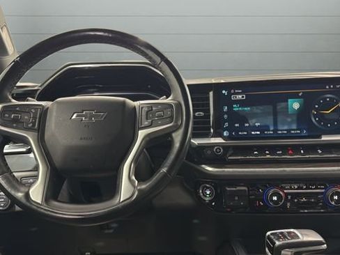 Used 2023 Chevrolet Silverado 1500 RST image 4