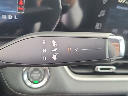 New 2026 Chevrolet Equinox LT image 24