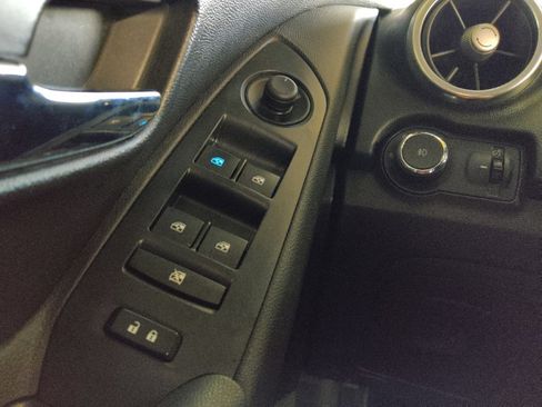 Used 2015 Chevrolet Trax LTZ FWD image 27