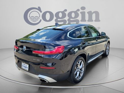 Used 2023 BMW X4 xDrive30i AWD/4WD image 3