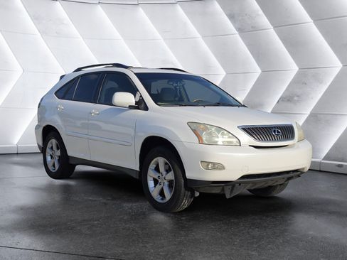 Used 2004 Lexus RX 330 FWD image 2