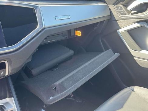 Used 2019 Audi Q3 2.0T Premium w/ Convenience Package image 7