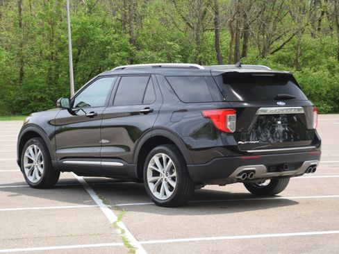 Used 2023 Ford Explorer Platinum w/ Technology Package AWD/4WD image 26