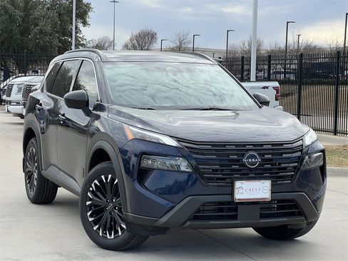 New 2026 Nissan Rogue SV image 2