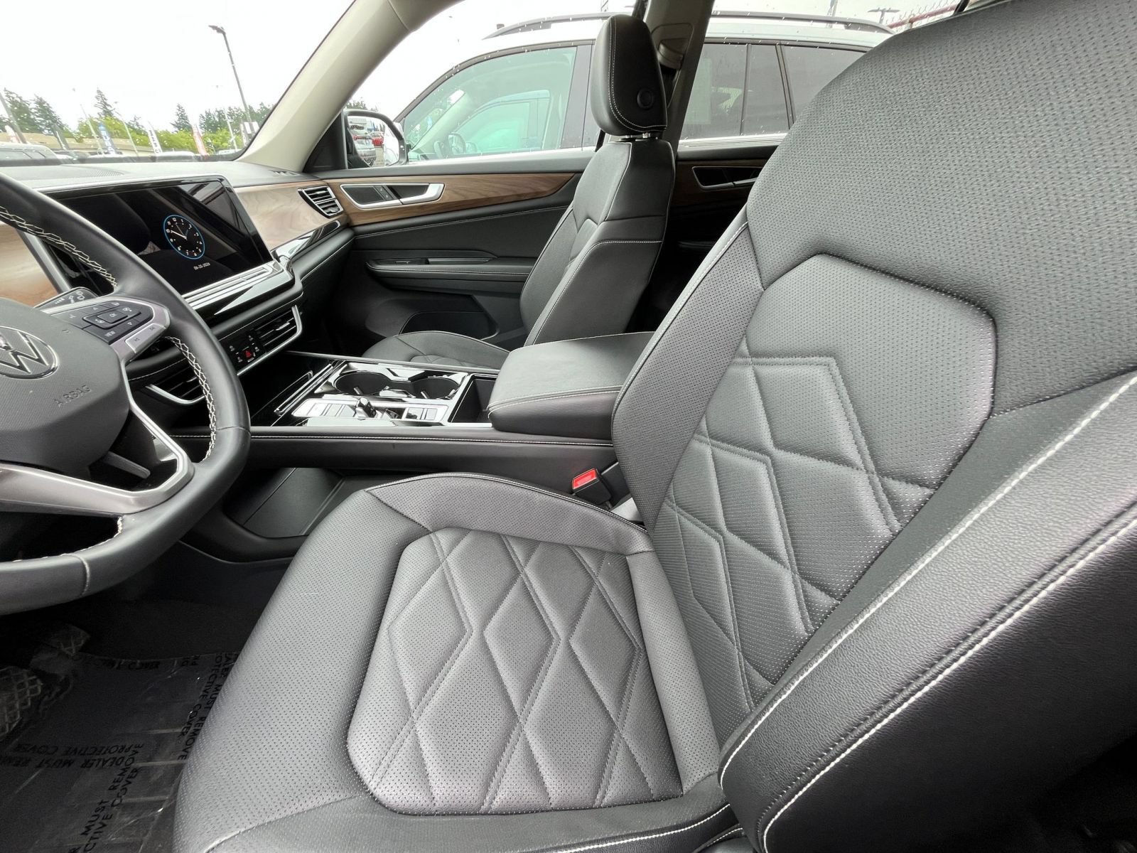Used 2026 Volkswagen Atlas SE FWD image 28