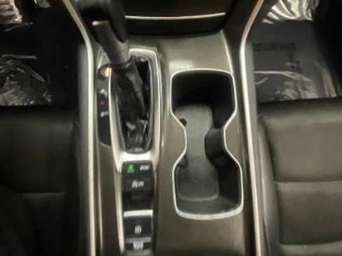 Used 2022 Honda Accord Sport image 19