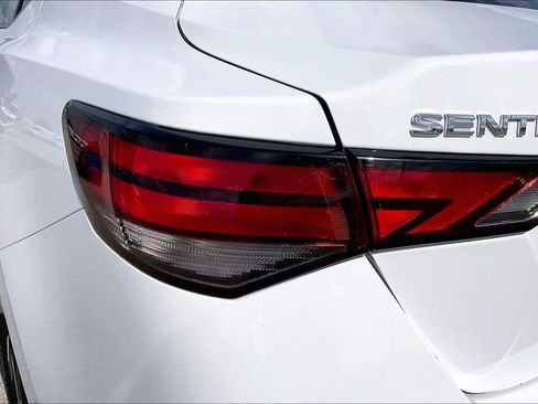 Used 2024 Nissan Sentra SV FWD image 20
