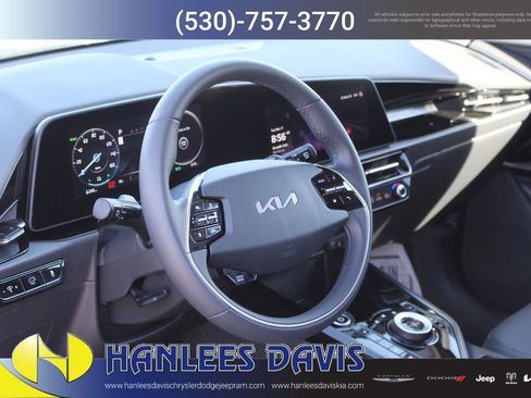 Used 2026 Kia Niro Wind image 12