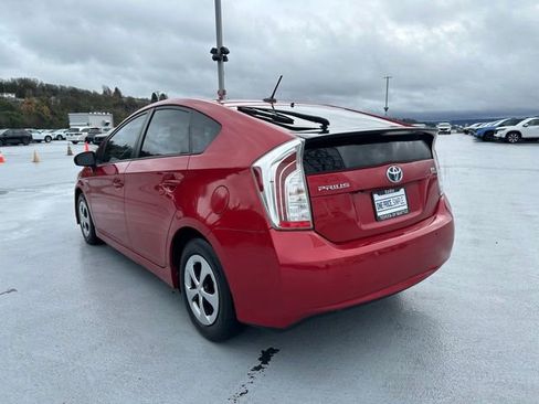 Used 2015 Toyota Prius Three image 5