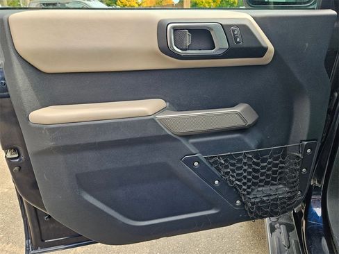 Used 2021 Ford Bronco Wildtrak image 11