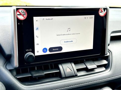 Used 2025 Toyota RAV4 XLE image 14