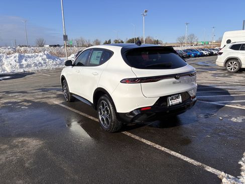 New 2026 Alfa Romeo Tonale Sprint image 9