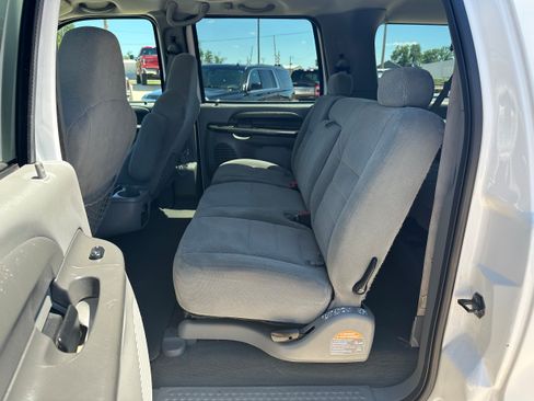 Used 2004 Ford Excursion XLT AWD/4WD image 13