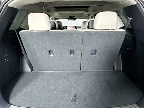 Used 2024 Hyundai Palisade Calligraphy image 28