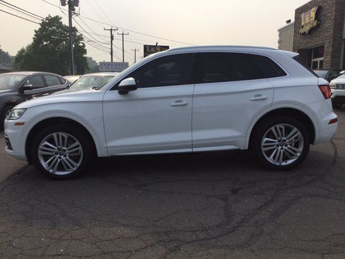 Used 2018 Audi Q5 2.0T Premium Plus w/ Premium Plus Package AWD/4WD image 10