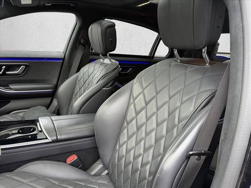 Used 2023 Mercedes-Benz S 580 4MATIC Sedan image 11
