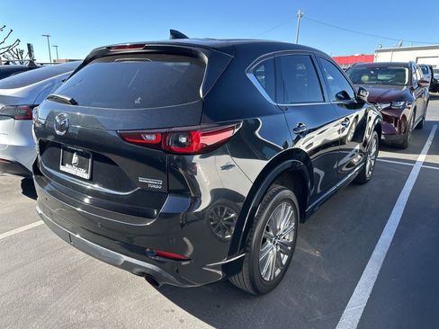 Used 2023 MAZDA CX-5 Signature image 4