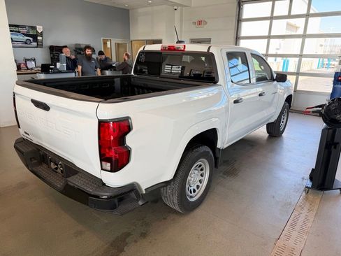 Used 2025 Chevrolet Colorado W/T w/ WT Convenience Package II image 3