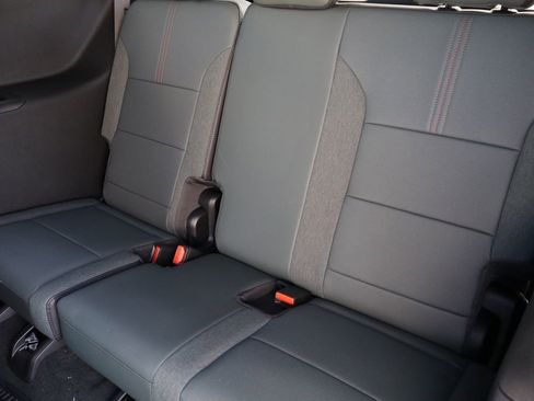 New 2026 GMC Acadia AT4 w/ Luxury Package AWD/4WD image 24