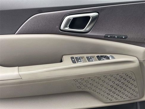 New 2026 Kia Carnival EX image 24