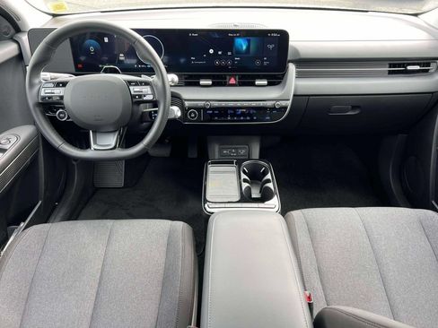 Used 2025 Hyundai Ioniq 5 SE AWD/4WD image 14
