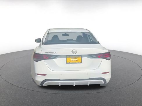Used 2025 Nissan Sentra SV FWD image 10