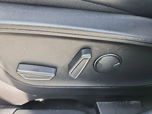 Used 2023 Ford Escape ST-Line image 21