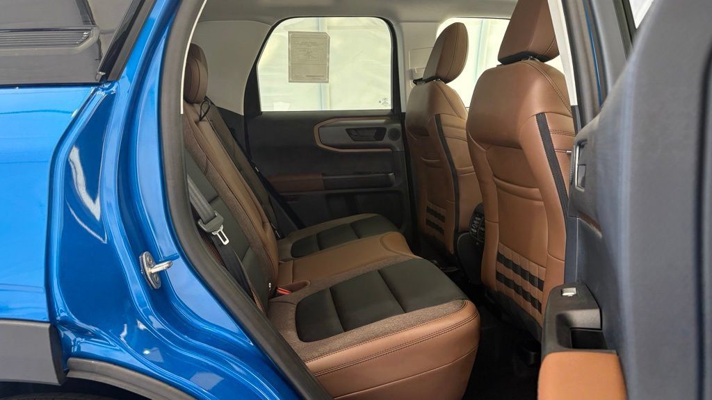 New 2026 Ford Bronco Sport Outer Banks w/ Outer Banks Tech Package+ AWD/4WD image 26