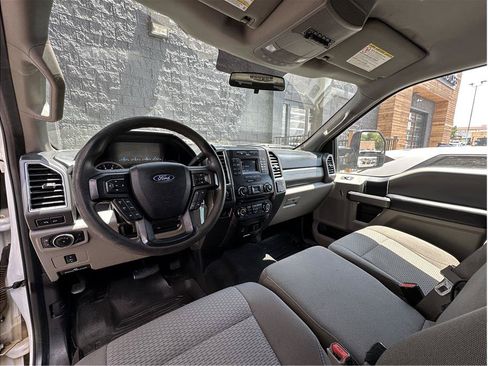 Used 2017 Ford F250 XLT w/ XLT Value Package AWD/4WD image 14
