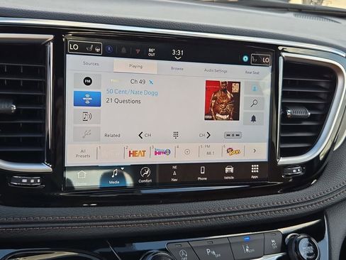 New 2026 Chrysler Pacifica Pinnacle w/ Trailer Tow Group image 18