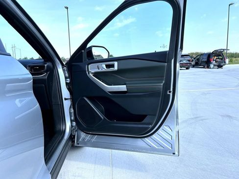 Used 2023 Ford Explorer Timberline w/ Timberline Technology Package AWD/4WD image 17