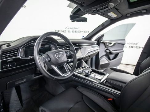 Used 2025 Audi Q8 Prestige image 14