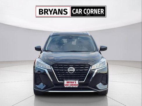Used 2023 Nissan Kicks SV image 24
