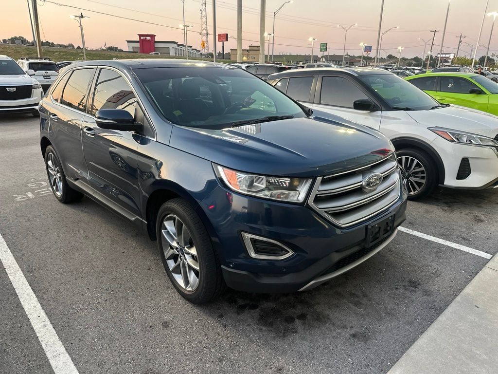 Used 2017 Ford Edge Titanium w/ Equipment Group 302A AWD/4WD image 3